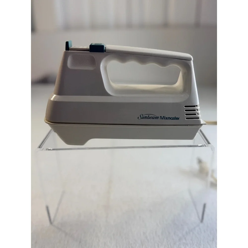 Sunbeam Mixmaster Hand Mixer White Teal 4 Speed Model 03151 110W Corded Electric